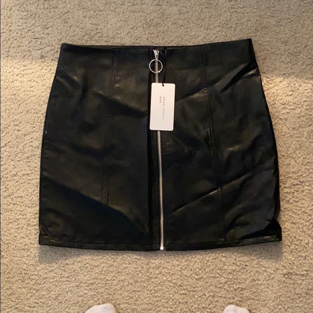 Leather skirt